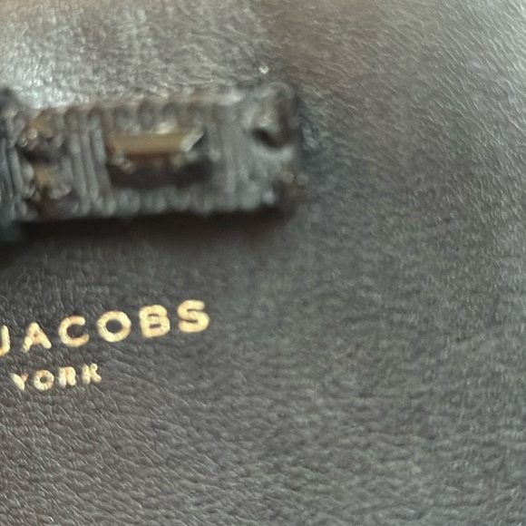 🖤MARC JACOBS🖤Black Leather Bow Embellished Zip Around Card Case/EUC - Picture 14 of 14